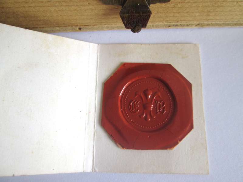 Breif Siegel Darauf Gebe ich - Envelope Sealer with Seal in a Wooden Case