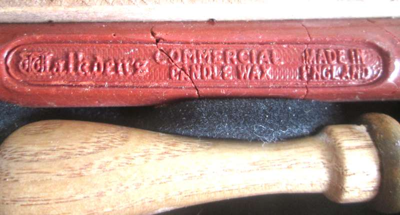 Breif Siegel Darauf Gebe ich - Envelope Sealer with Seal in a Wooden Case