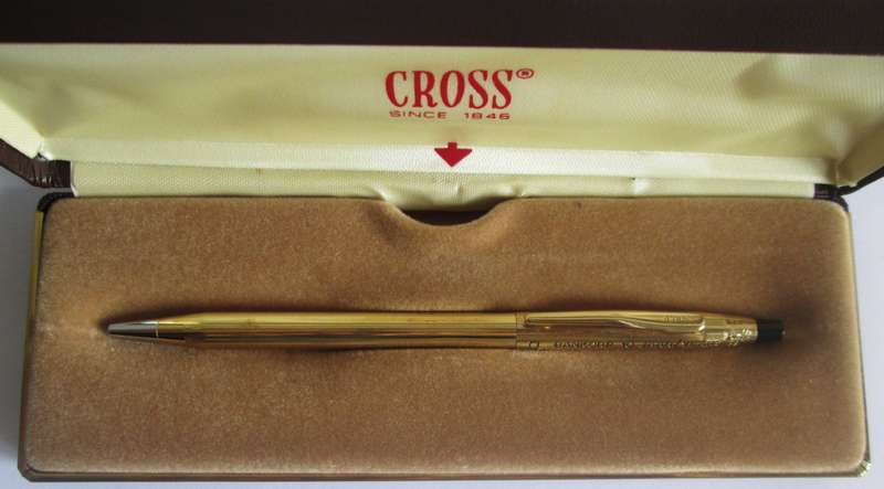 Cross Pen Made in Ireland Bankcorp for 10 Years Service in Original Case