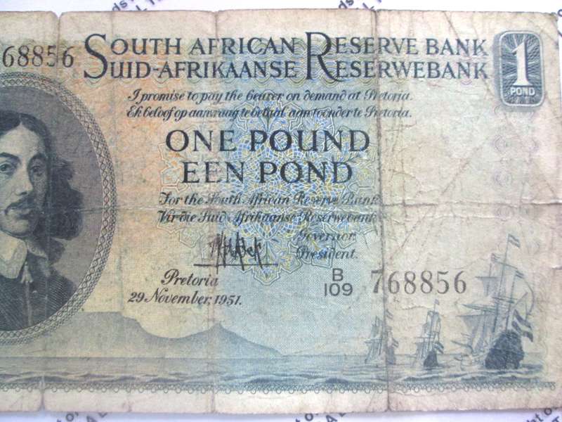 1951 One Pound Union of South Africa Serial Nr B109 768856