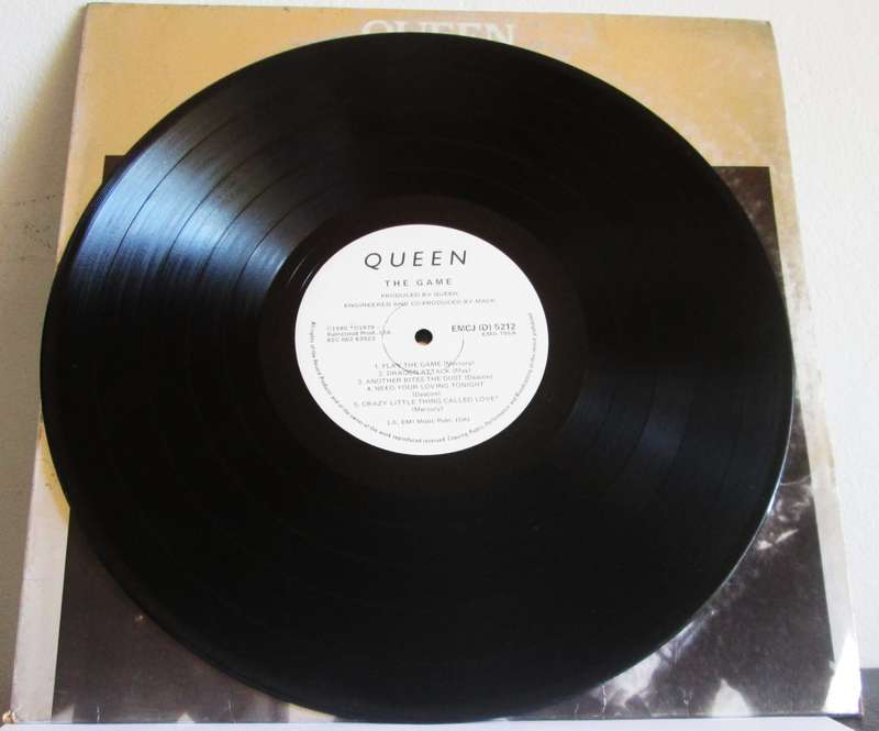 1980 Queen The Game EMCJ (D) 5212