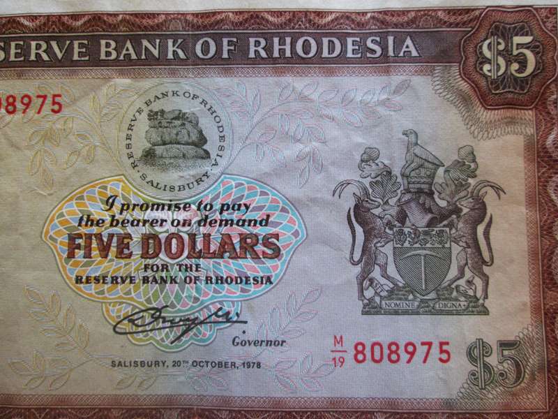 1978 Rhodesia Banknote Five Dollars Serial Nr M19 808975