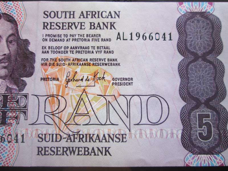 Five Rand Republic of South Africa Serial Nr AL1966041