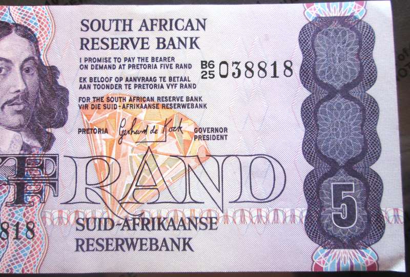 Five Rand Republic of South Africa Serial Nr B6 25 038818