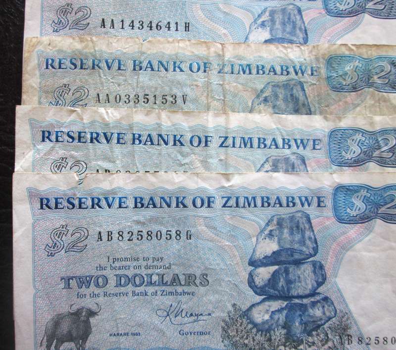 1983 Two Dollars Zimbabwe