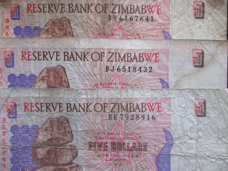 1997 Five Dollars Zimbabwe
