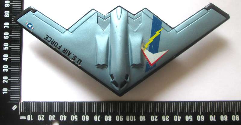 1992 B-2 Stealth Bomber US Air Force Tootsietoy Matchbox