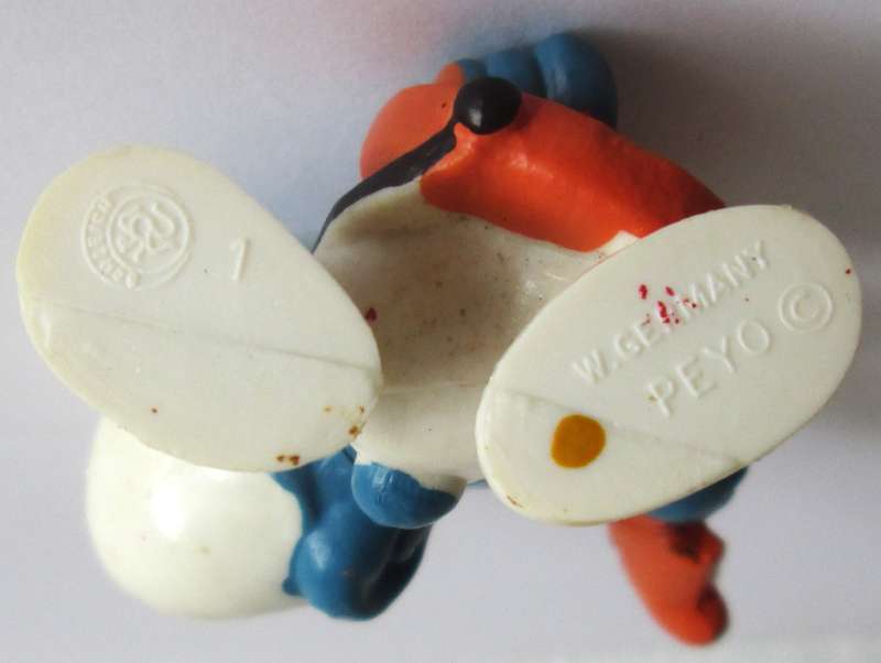 Guitar Smurf made in West Germany Peyo