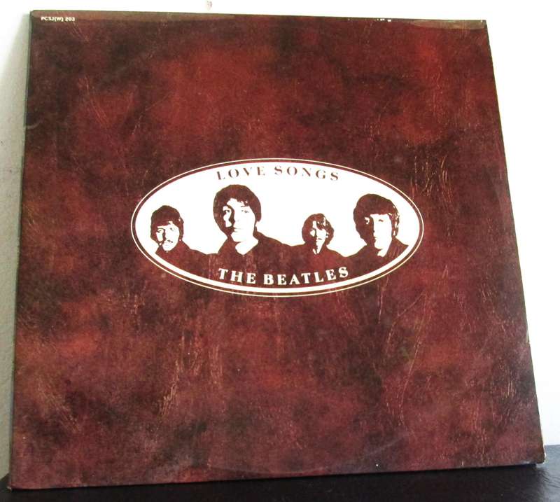 1977 The Beatles Love Songs PCSJ (W) 203