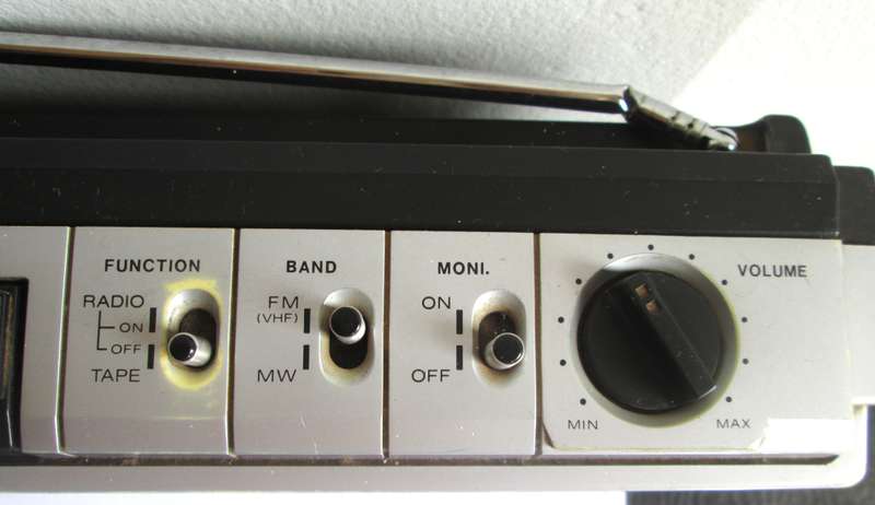 Blaupunkt Portable Radio Cassette Recorder FM and MW Auto Stop Model CRC 443