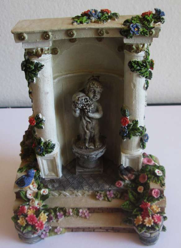 Wall Fountain with Cherub Statue Ornament