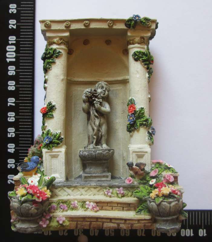 Wall Fountain with Cherub Statue Ornament