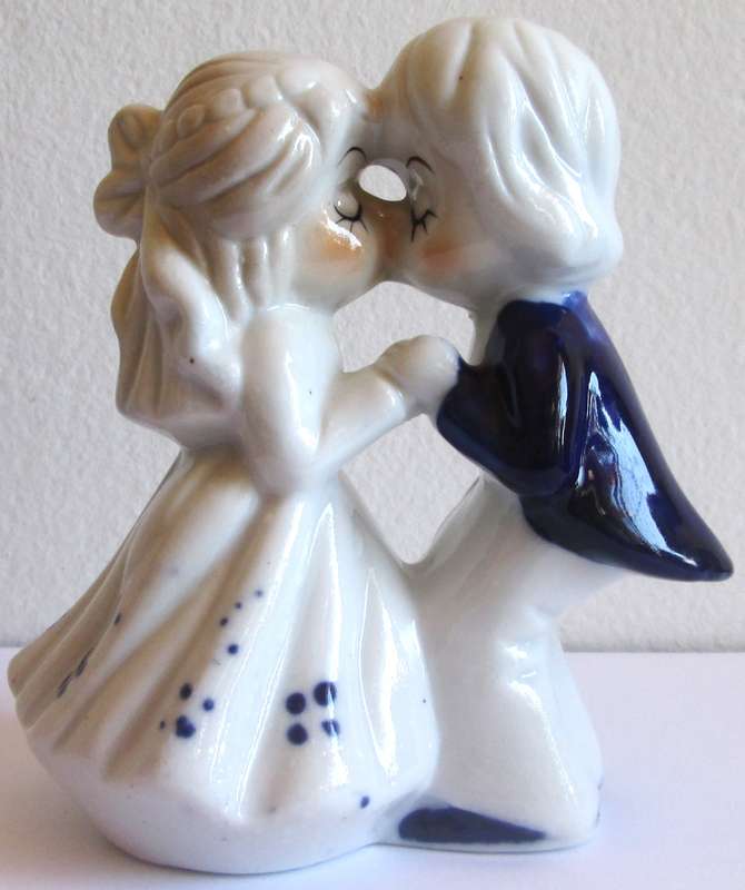 Porcelain Kissing Girl and Boy Ornament