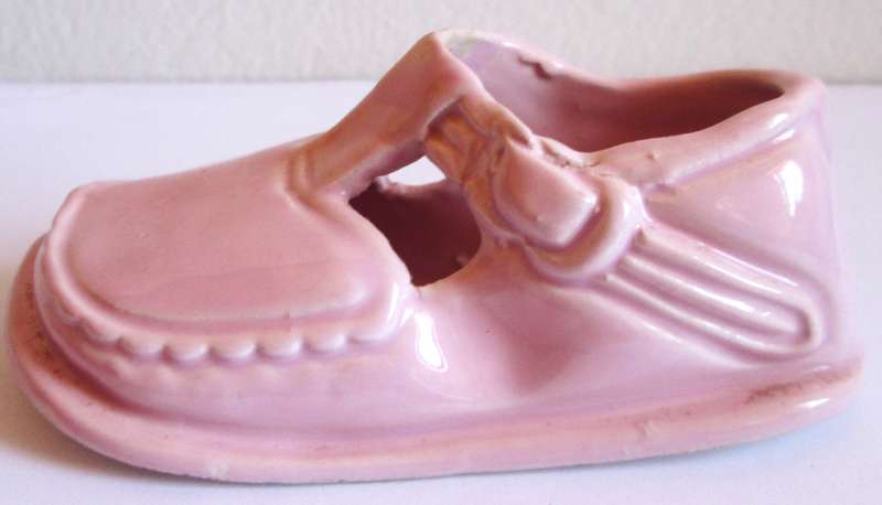 Pink Baby Shoe for Wall Decoration