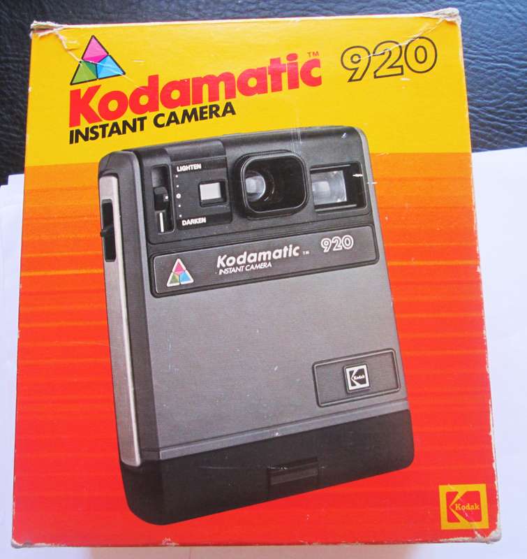 Kodamatic Instant Kodak Camera TM 920 in Original Box with Booklet
