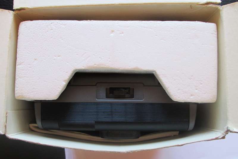 Kodamatic Instant Kodak Camera TM 920 in Original Box with Booklet