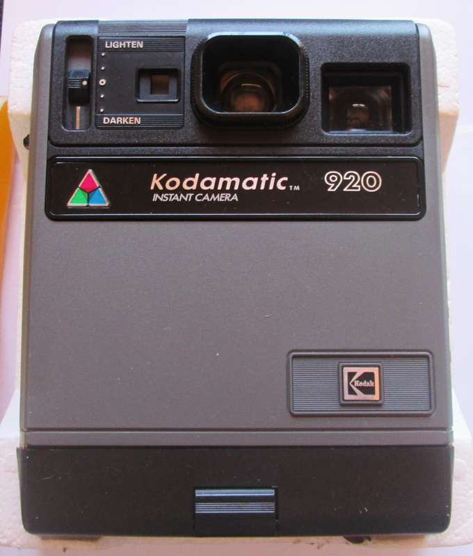 Kodamatic Instant Kodak Camera TM 920 in Original Box with Booklet