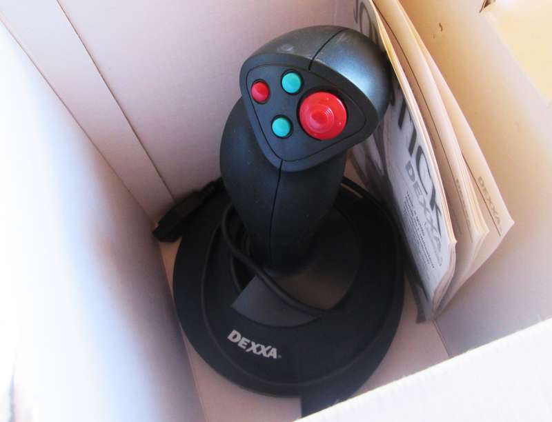 1998 Dexxa Joystick PC Compatible in Original Box with Booklit