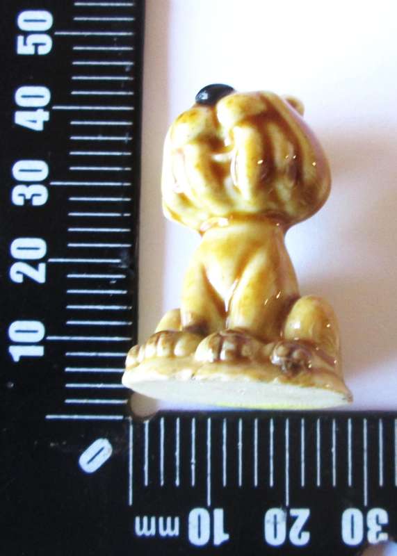 1965 Tigger Balding and Mansell Flintstone Wade Christmas Cracker