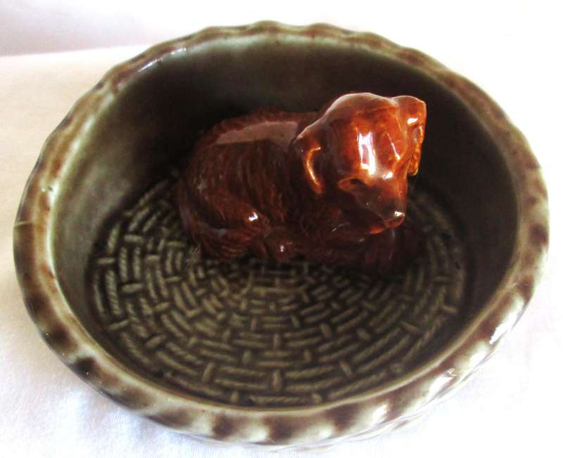 1974 - 1981 Puppy Dishes Wade Red Setter Puppy Lying