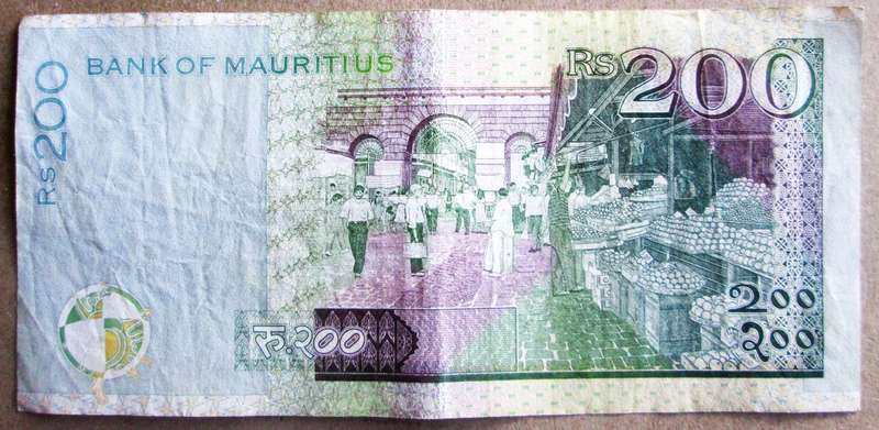 2013 Mauritius 200 Rupees Nr BV838197