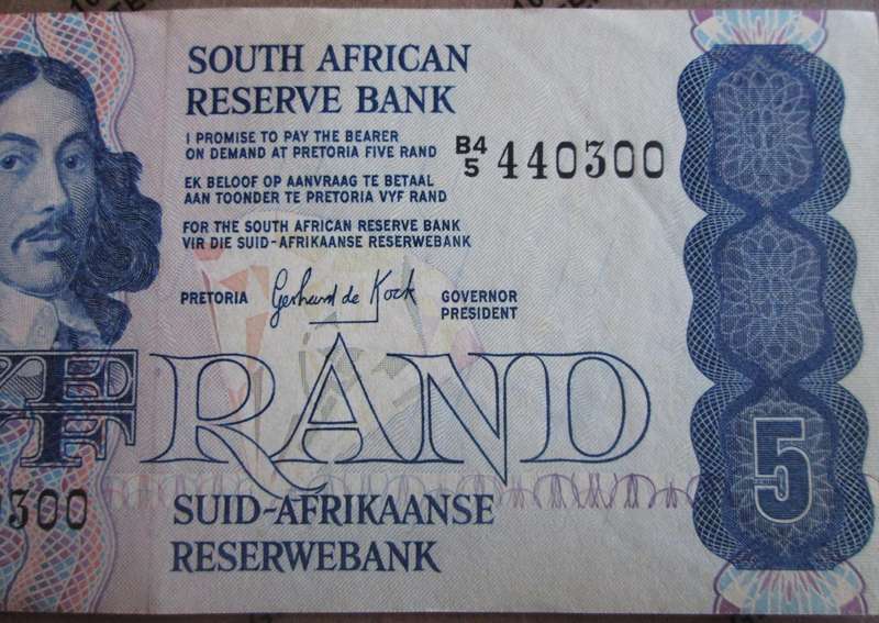 Five Rand Republic of South Africa Serial Nr B45 440300