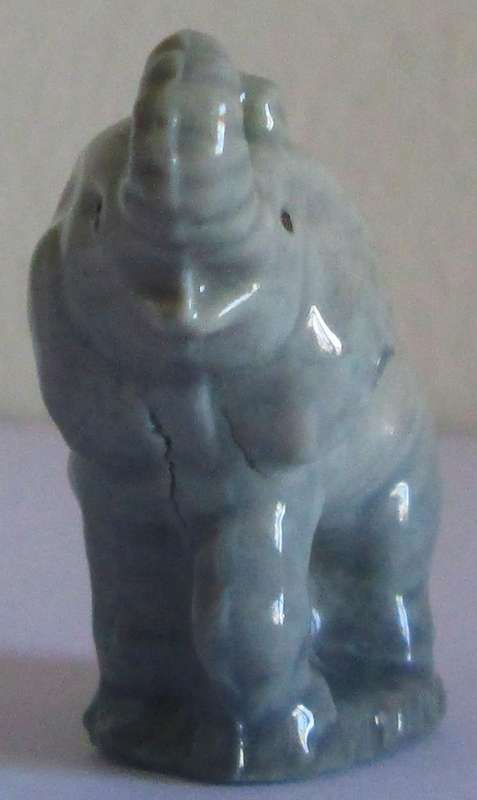 1973 Elephant Wade English Whimsies