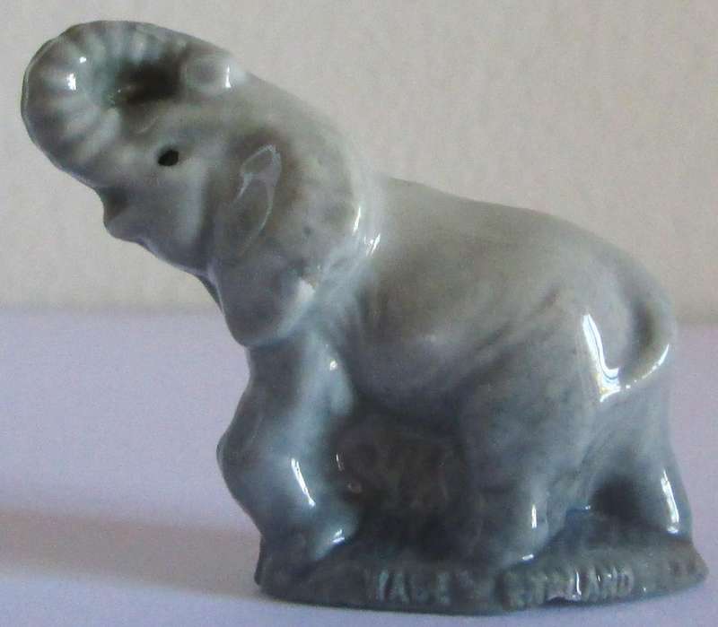 1973 Elephant Wade English Whimsies