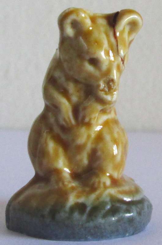 1977 Mouse Wade English Whimsies