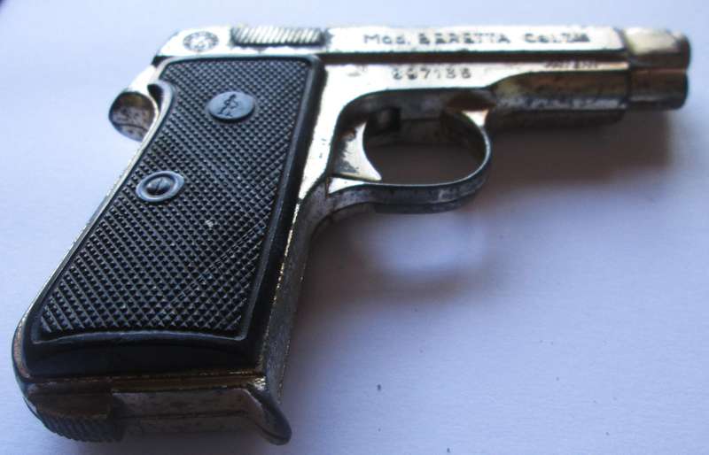 Beretta Die Cast Cal 7.65 Made in Italy Patent 897135 Cap Toy Gun