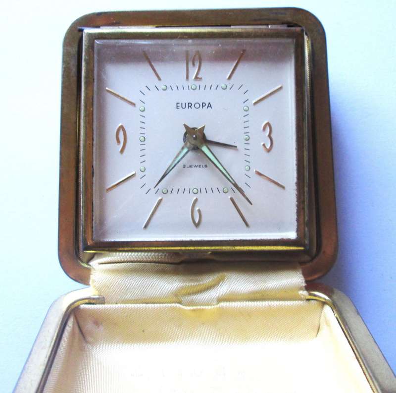 Europa 2 Jewels Box Alarm Desk Clock