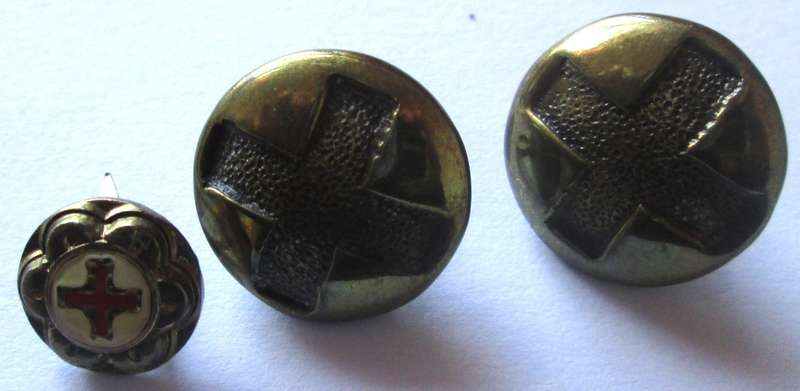 Red Cross South Africa and International Badges / Pins / Buttons