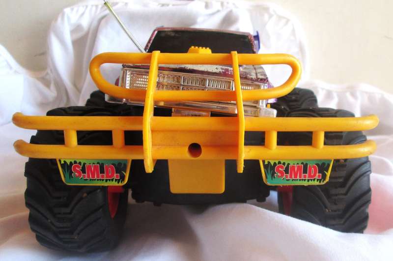 Echo Monster Destroyer Remote Battery Operated Truck