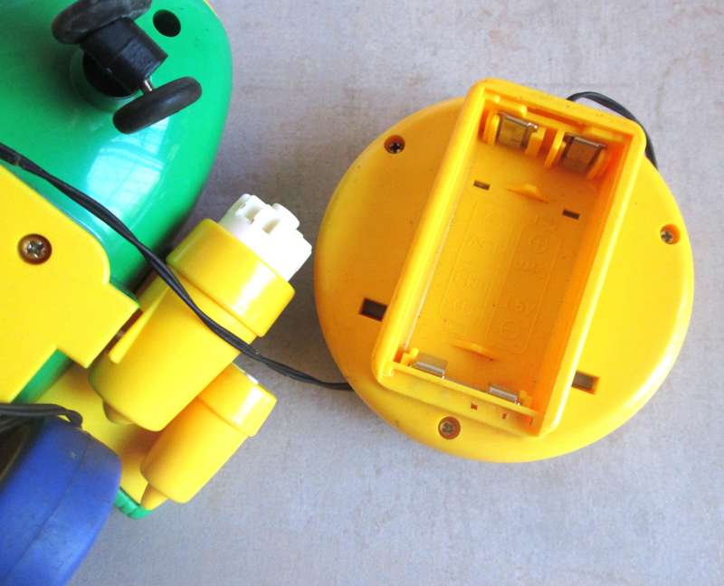 Jumbo 7 Super toys Remote Battery-Operated Car