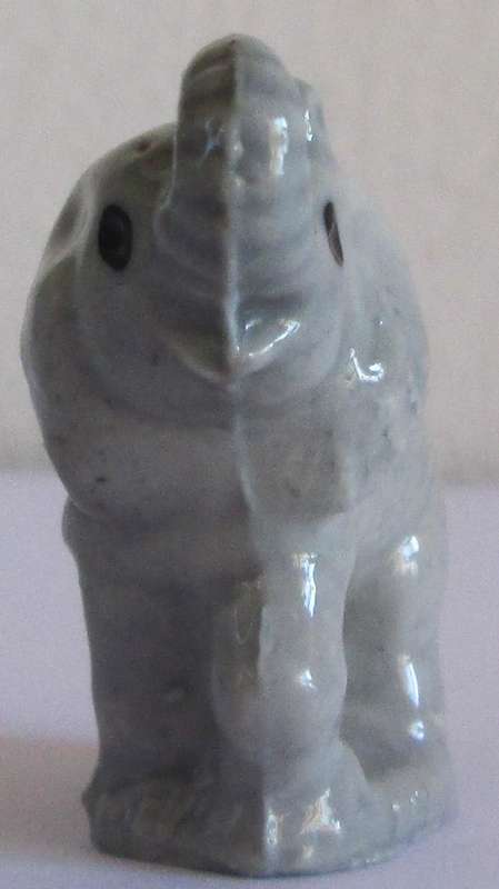 1973 Elephant Wade English Whimsies