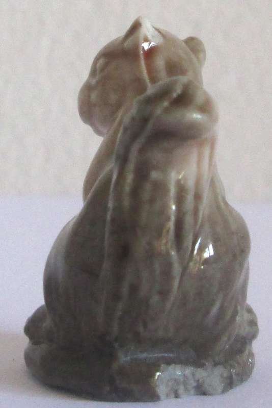 1974 Squirrel Wade English Whimsies