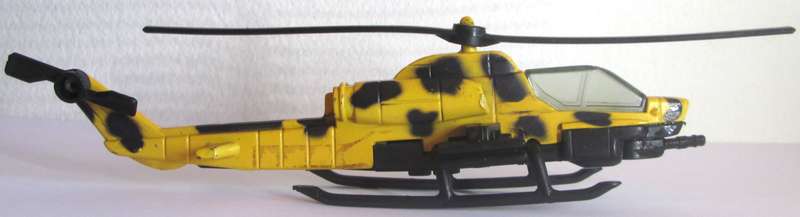 Cobra Helicopter AH-IW Tootsietoy