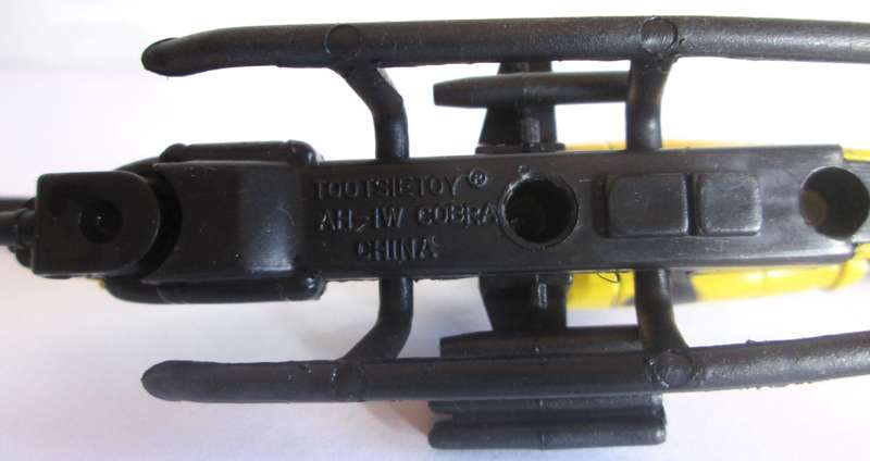 Cobra Helicopter AH-IW Tootsietoy
