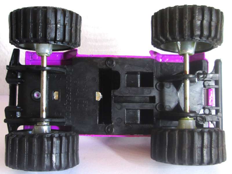 Mud Hawg Monster Truck Tootsietoy