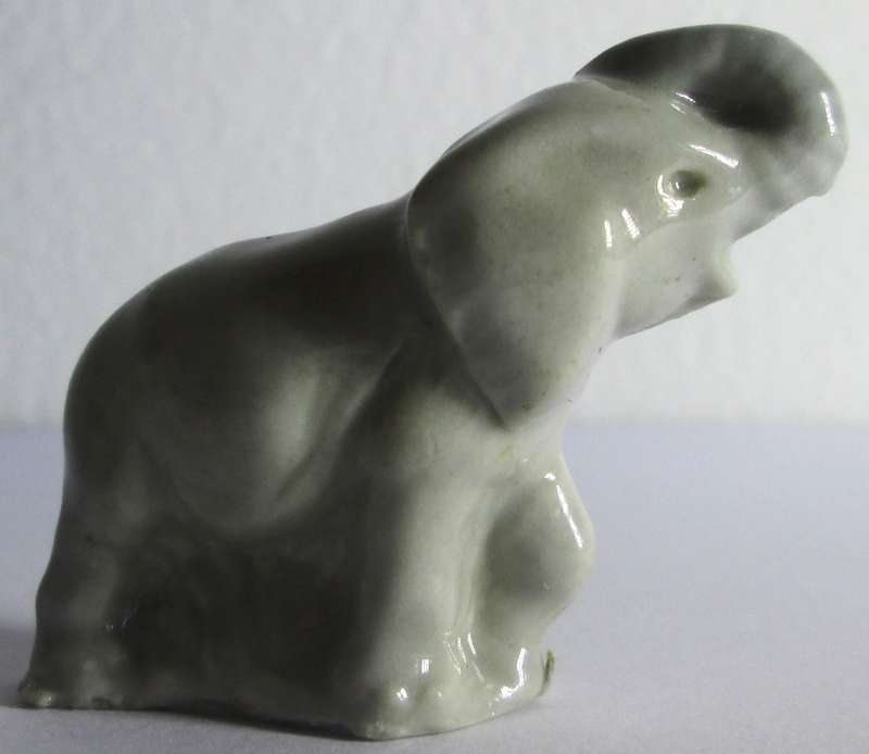 1973 Elephant Wade English Whimsies