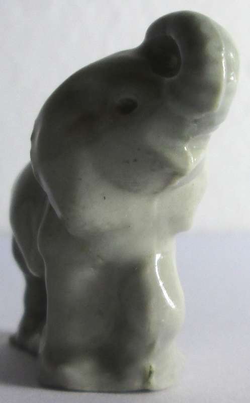 1973 Elephant Wade English Whimsies