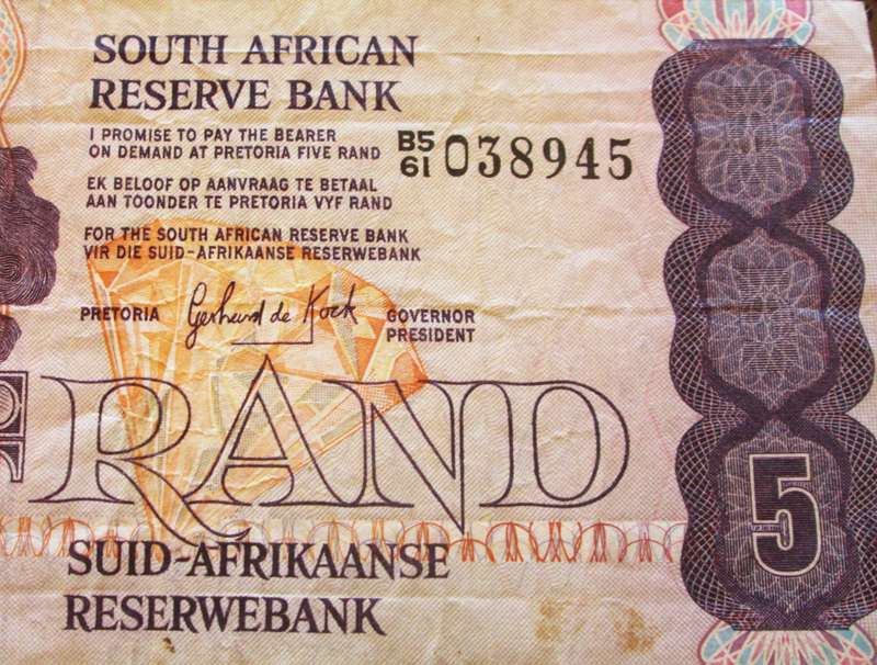 Five Rand Republic of South Africa Serial Nr B561 038945