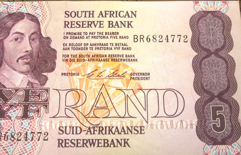 Five Rand Republic of South Africa Serial Nr BR6824772