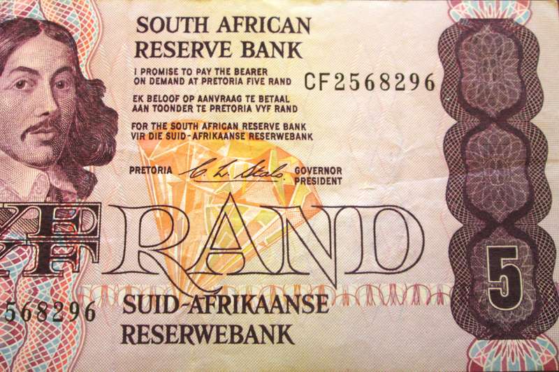 Five Rand Republic of South Africa Serial Nr CF2568296