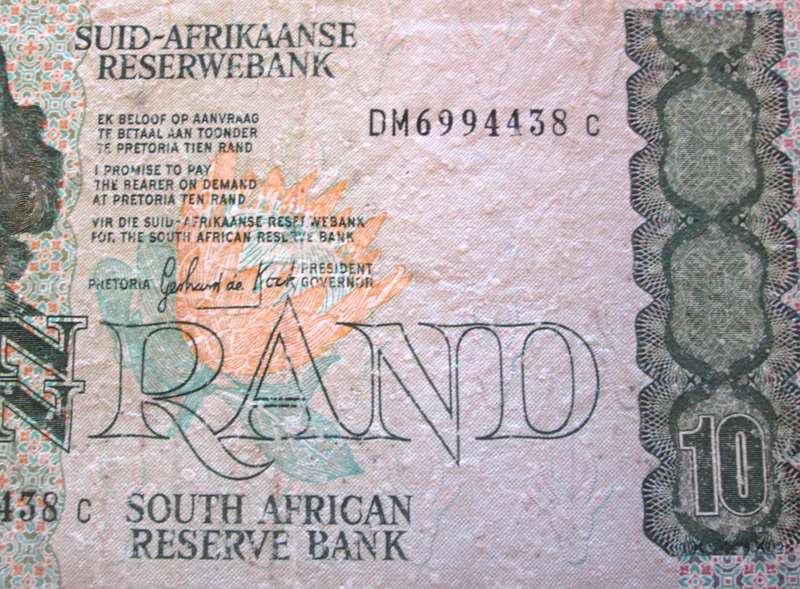 Ten Rand Republic of South Africa Serial Nr DM6994438 C