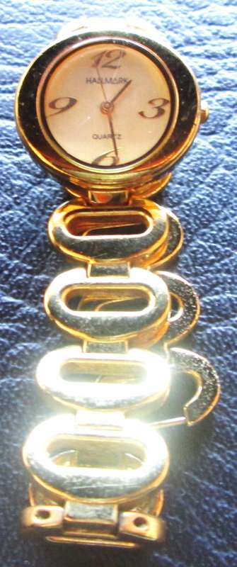 Hallmark Quartz Ladies Watch No 089