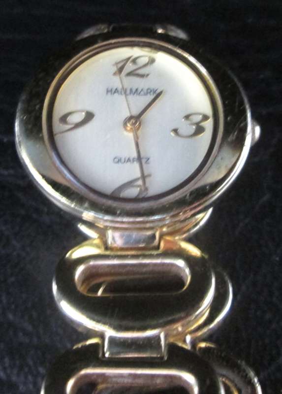 Hallmark Quartz Ladies Watch No 089