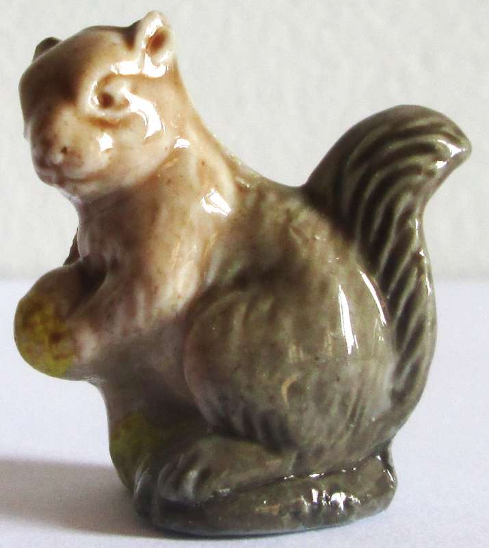 1974 Squirrel Wade English Whimsies