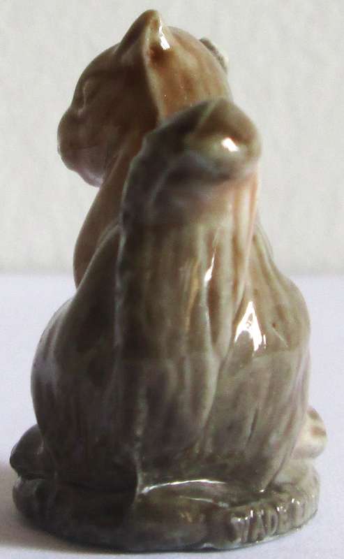 1974 Squirrel Wade English Whimsies