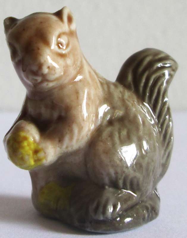 1974 Squirrel Wade English Whimsies